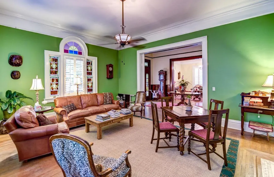 Isabella Bed & Breakfast-1